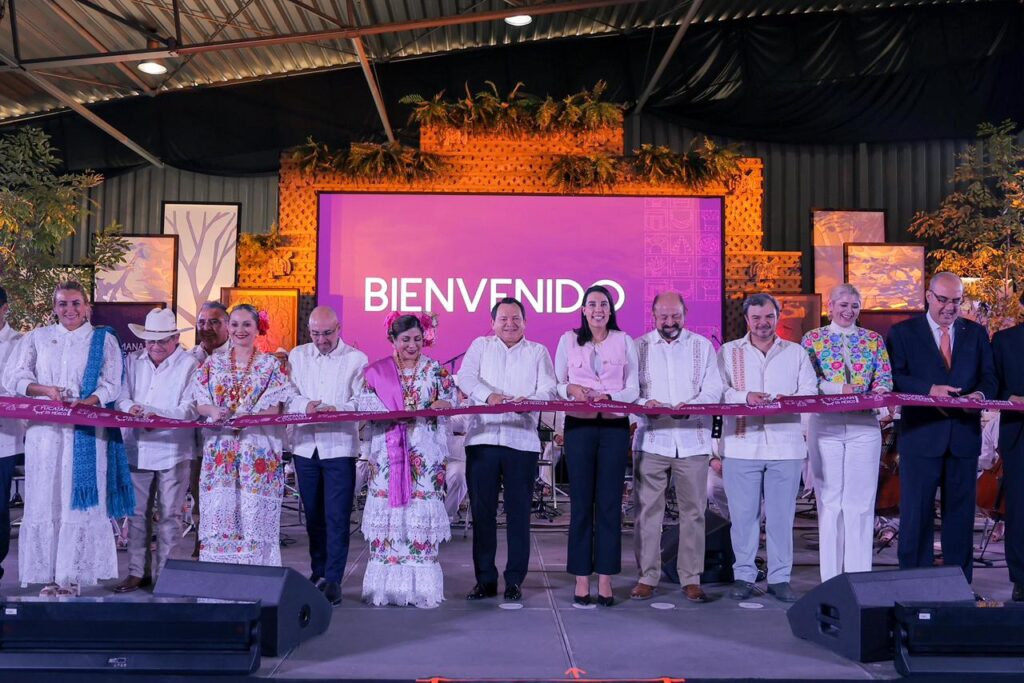 Gobernador Joaquín Díaz Mena inaugura la Semana de Yucatán en México Gobernador Joaquín Díaz Mena inaugura la Semana de Yucatán en México