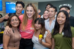 Cecilia Patrón construye con juventudes políticas públicas efectivas para la prevención de adicciones.