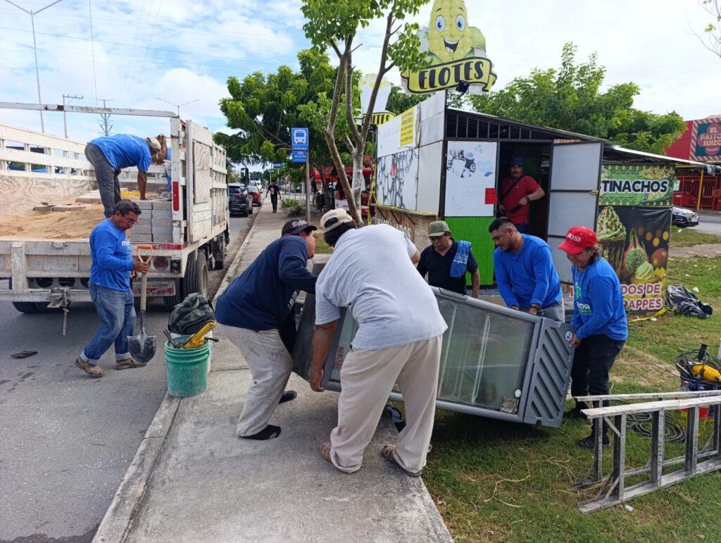 Ayuntamiento de Mérida mantiene el orden y recupera espacios que ponían en riesgo a la ciudadanía.