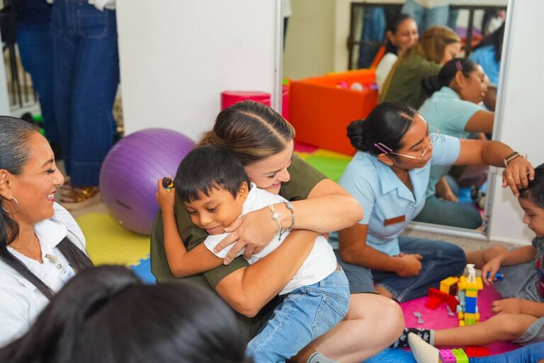 Cuidamos y trabajamos para que todas las y los niños de Mérida vivan en espacios seguros: Cecilia Patrón.