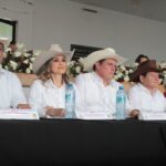 Gobernador Díaz Mena enaltece identidad tizimileña y respalda la Feria de Reyes 2026