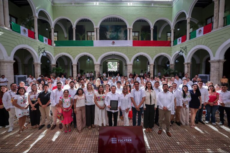 Gobierno de Yucatán impulsa la profesionalización laboral con acreditación Conocer para el Icatey