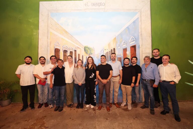 Recorre Cecilia Patrón El Centro Histórico Para Impulsar Mejores Condiciones Para Locatarios Y Comerciantes