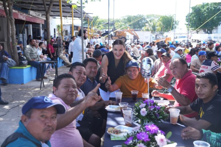 Cecilia Patrón Reconoce A Servidores Públicos Por Su Labor Y Anuncia Aumento Salarial En Mérida