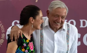 Sheinbaum-desmiente-hospitalizacion-de-AMLO-acusa-difusion-irresponsable-de-noticias-falsas