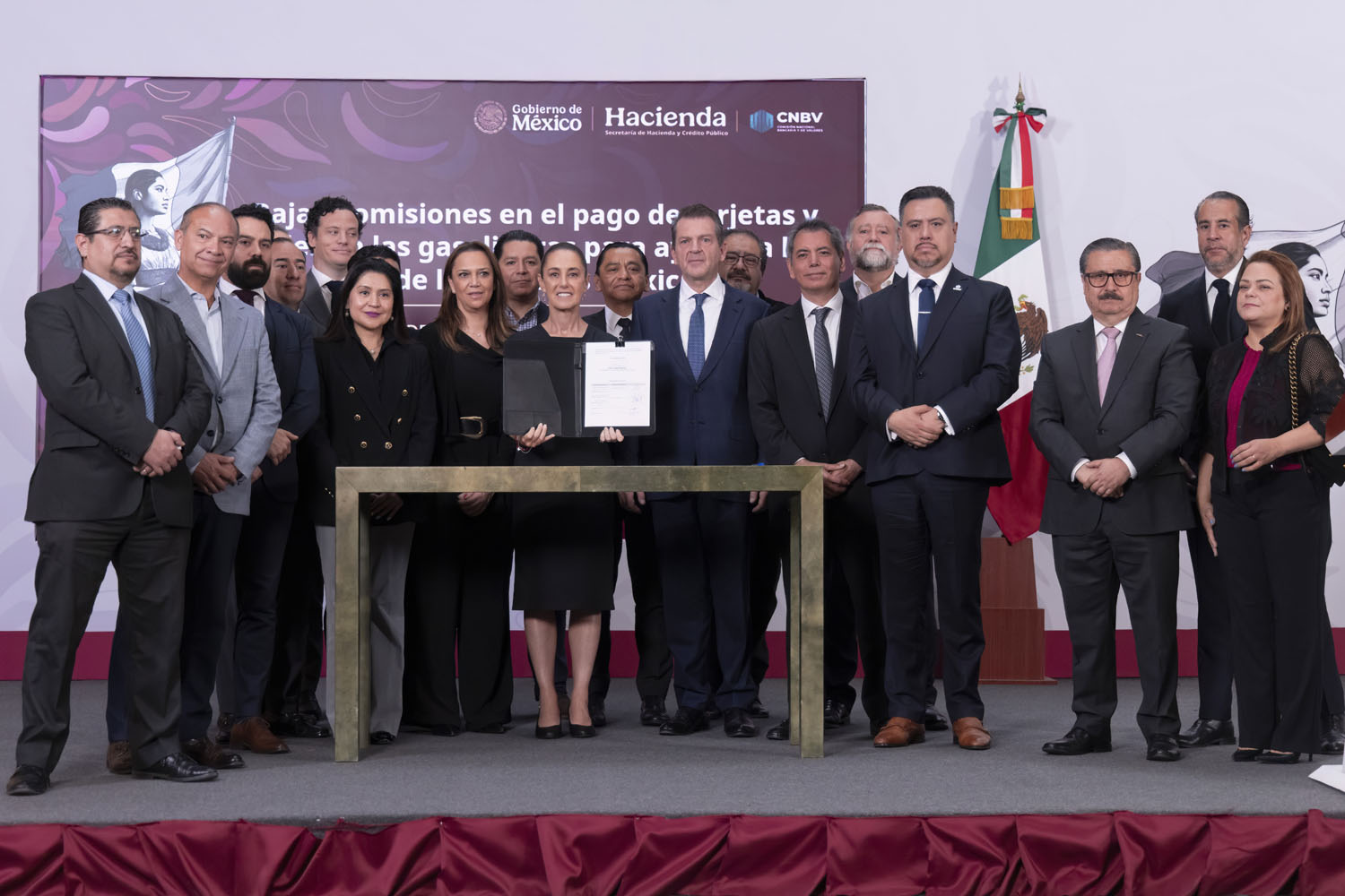 2026-04-27-Conferencia-de-prensa-matutina-Palacio-Nacional-07-JCRM